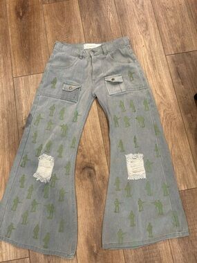Dasyori Circa77.tif "Toy Soldier" Flared Jeans size 28